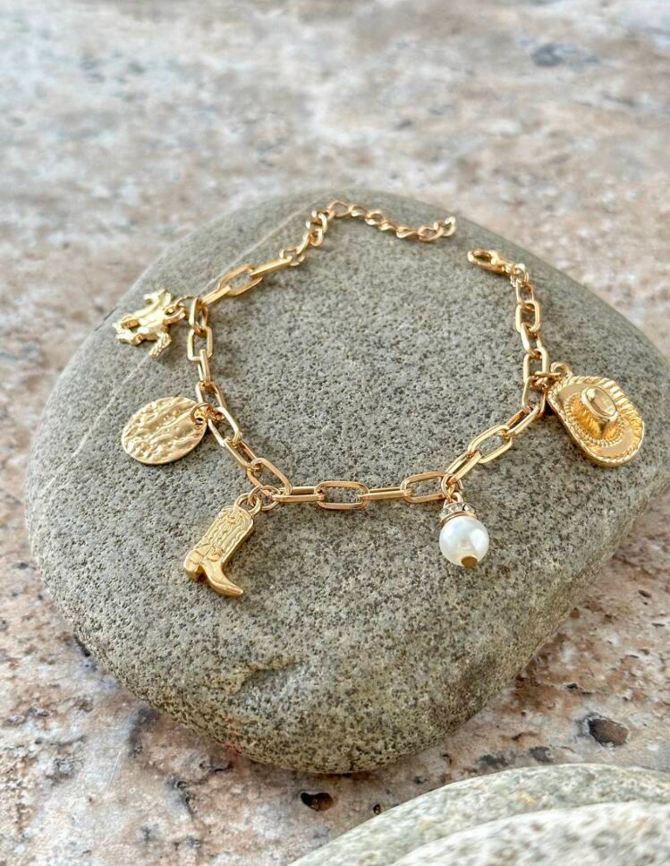 Gold Cowgirl Aesthetic Bracelet